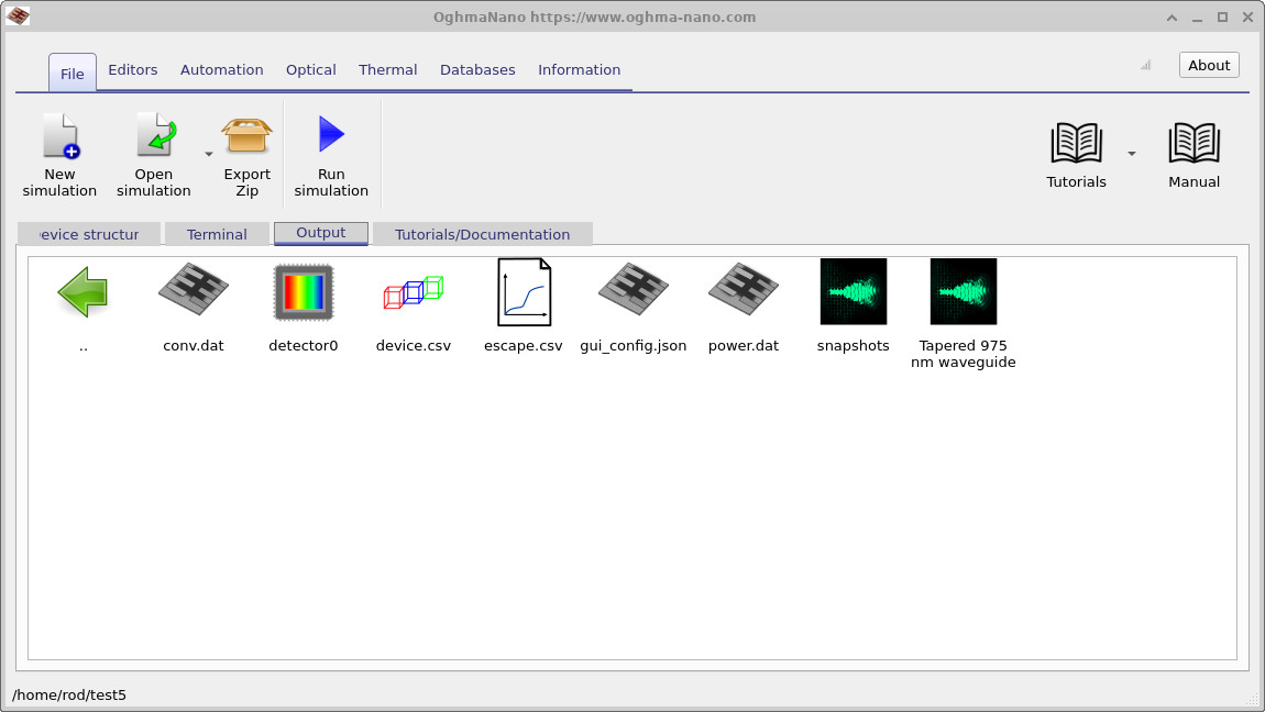Output tab listing the files produced by the tapered waveguide FDTD simulation including snapshots